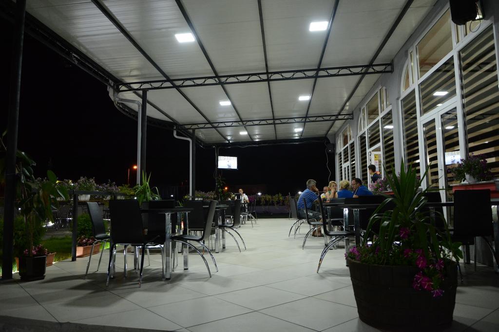 Villa Grand Bitola Exteriör bild