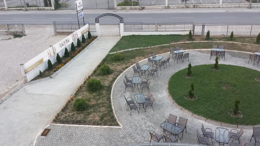 Villa Grand Bitola Exteriör bild